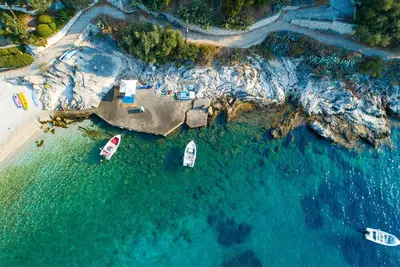 Image de Takis Kaminaki: Lovely apartment, sleep 4, near beach, A/C, WiFi