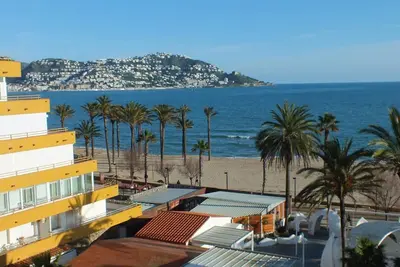 Image de Appart 1ch, clim optionnelle, piscine, jardin - Roses