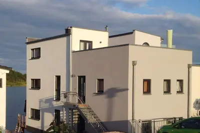 Image de Exclusive vacation apartment directly above the water