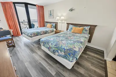 Image de Ocean Annie's Oceanview Studio, Scenic Views, Pools!