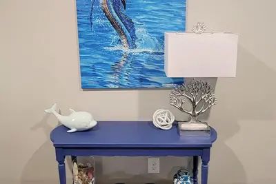 Image de Dolphin Downtown Coastal Cottage w/Pool