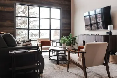 Image de Central Modern Condo! 4 Mins to Airport, Mins to Downtown Bozeman!