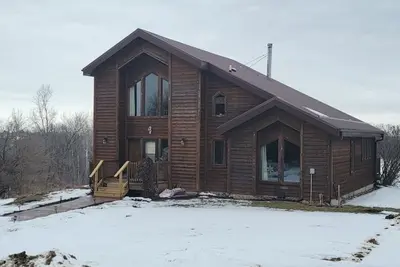 Image de Beautiful secluded cabin with amazing country views