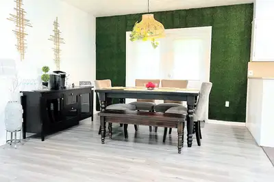 Image de Cozy Home w/ Game Room Villages and Lake Harris