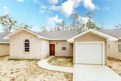 Image de Beautiful newly constructed 3b/2. 5 vacation home