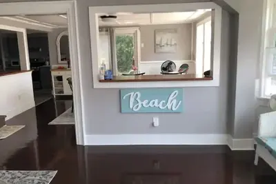 Image de Beautiful newly remodeled Groton Home with a View!