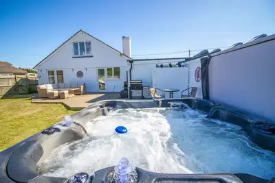 Image de Bancroft – Hot Tub - Camber Sands