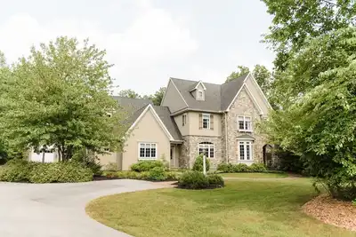 Image de Spacious home in Lancaster County Pa with awesome backyard