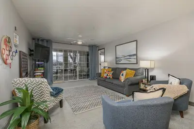 Image de 3br Condo ~ Lots of Games! ~ Near the Strip! ~ Free Tickets Included! (Gtg)