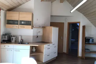 Image de Helle Ferienwohnung für bis zu Vier Personen mit Südbalkon