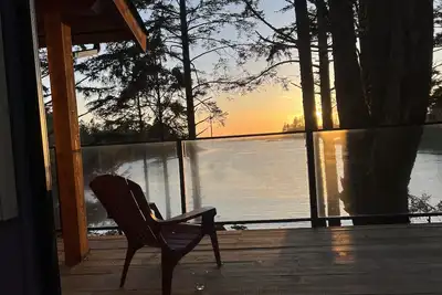 Image de Private Hot Tub! Oceanfront Cabin With Views! ⎮ Surf Grass