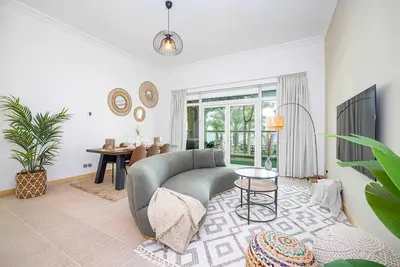 Image de Palm Jumeirah 2 Br M - Vue complète sur la mer et la plage