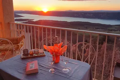 Image de Villa OVerdon - Vue Panoramique sur le lac Sainte Croix ☆☆☆