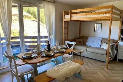 Image de Studio cosy pour 4 pers. avec accès Spassio, à 400m des pistes et navette gratuite.
