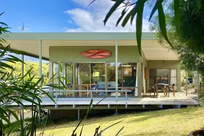 Image de Located seconds from the beach and perfect for families and couples