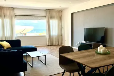 Image de beautiful sea view apartment by Hilton beach