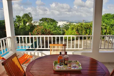 Image de Appt. T3 avec piscine et vue mer