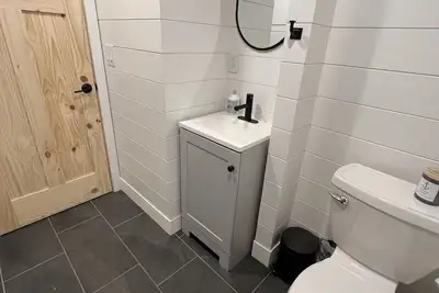 Image de Cozy Remodeled Cabin on Long Lake, great fishing, hiking & skiing.