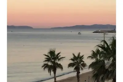 Image de Magnifique Studio cabine 4pers CLIMatisation Vue mer, Wifi et Parking gratuit!