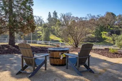 Image de Spacious 4br RanchHome w/2FirePits