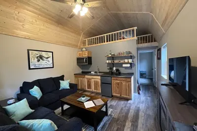 Image de Mt. Alice Cozy cabin #2 of #3 built new in 2023.