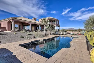 Image de Mtn-View Gem w/ Pool, Bbq & Fire Pit in Scottsdale