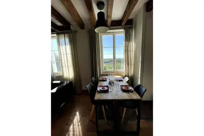 Image de Le Petit Nice Maison semi-troglodyte de charme.