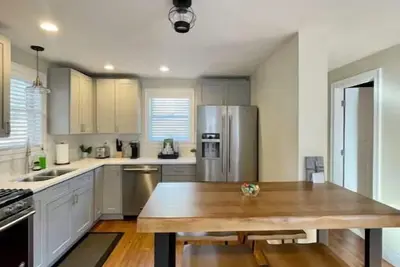 Image de \"That Cute Bnb\" 2-Bedroom home in prime location!