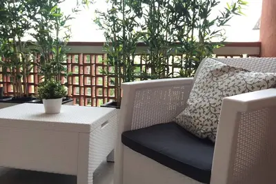 Image de Bright, renovated apartment with two bedrooms and parking space - 300m from the sea