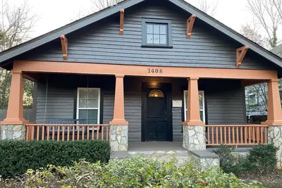 Image de Charming bungalow in historic Cherry Neighborhood - Amazing Location