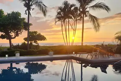 Image de Beachfront, breathtaking ocean views 2beds/2baths condo with ocean-front pool