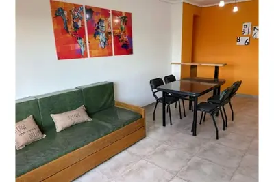 Image de Excellent apartment on a high floor in the city just 200 meters from the beach.