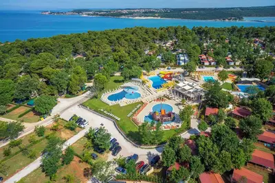 Image de Maison mobile avec accès direct à la mer