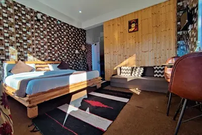 Image de Surrounded by Mountains Deluxe Room- King size bed