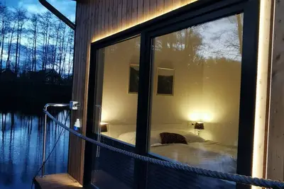 Image de Houseboat for 6 guests with 32m² in Papenburg (173666)