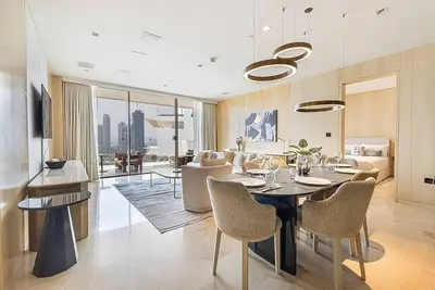 Image de Five Palm 2br - Étage élevé avec vue complète sur la marina