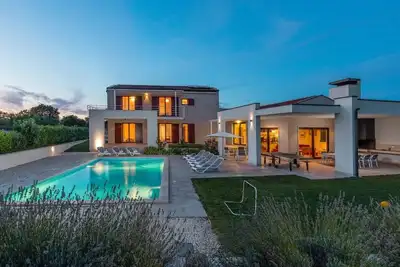 Image de Villa Dora in Central Istria kids friendly with private pool and playground for 10 persons