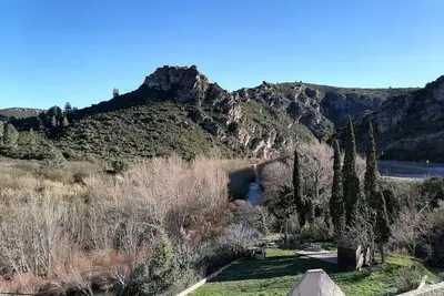 Image de Private River Swimming with stunning views and hot tub