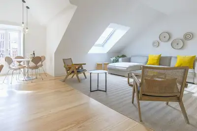 Image de Ando Living - Douradores Townhouse - 502