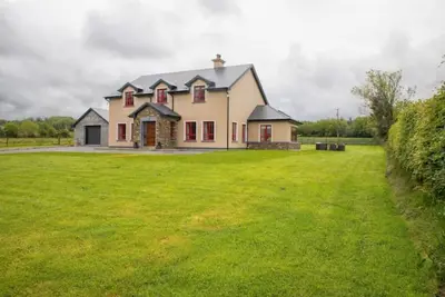 Image de Spacious 5br Farmhouse Near Killarney – Perfect for Summer Family Holidays