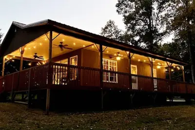 Image de Cozy Secluded Cabin on 50 Acre Horse Ranch