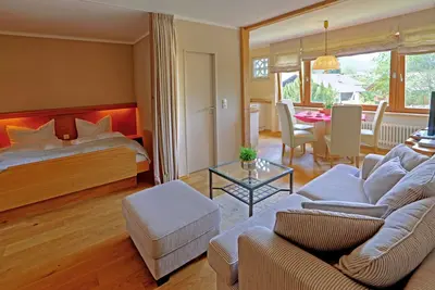 Image de Spacious vacation apartment with a dream view of the Zugspitze for 2-5 people