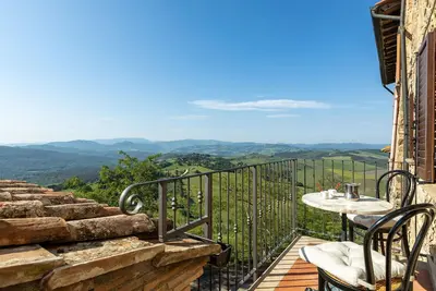 Image de Belle maison Ă Mazzolla avec WiFi