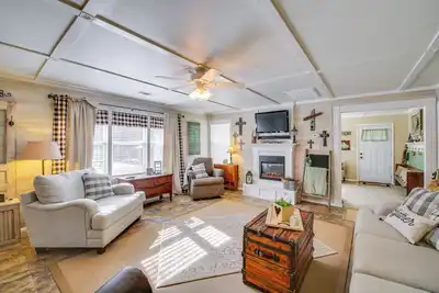 Image de Home w/ Ouachita River & Lake Hamilton Access