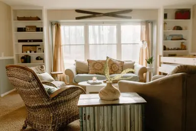 Image de Charming Serenity: A Cozy and Spacious Lake House Retreat Near Kalamazoo, Mi.