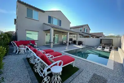 Image de Resort Style Home with Pool/Spa (Super Bowl Ready)