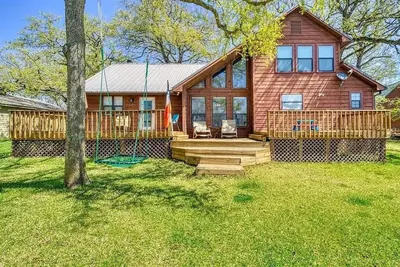 Image de A Dream Come True Lake House  - The prettiest sunset view on the lake!