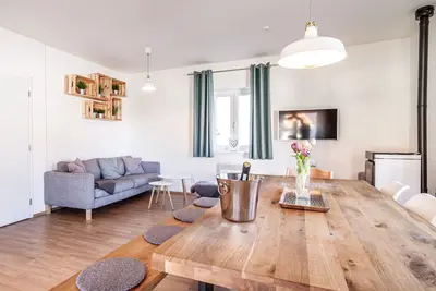 Image de Belle maison de vacances privée pour 5 personnes avec Wifi, Tv, terrasse, animaux admis et parking