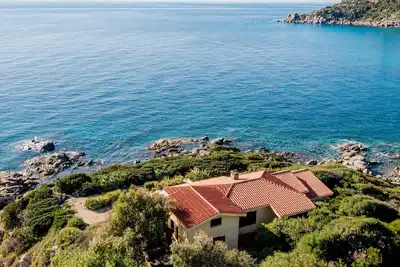 Image de Nouvelle propriété - Villa Delle Stelle : situation face à la mer - vue à 180°.
