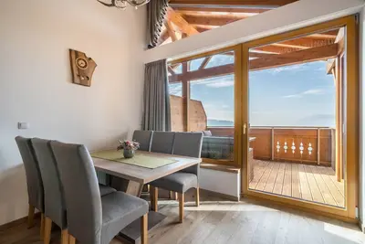 Image de Appartement 'Eggerhof Familiennestl' avec vue sur les montagnes, terrasse et Wi-Fi